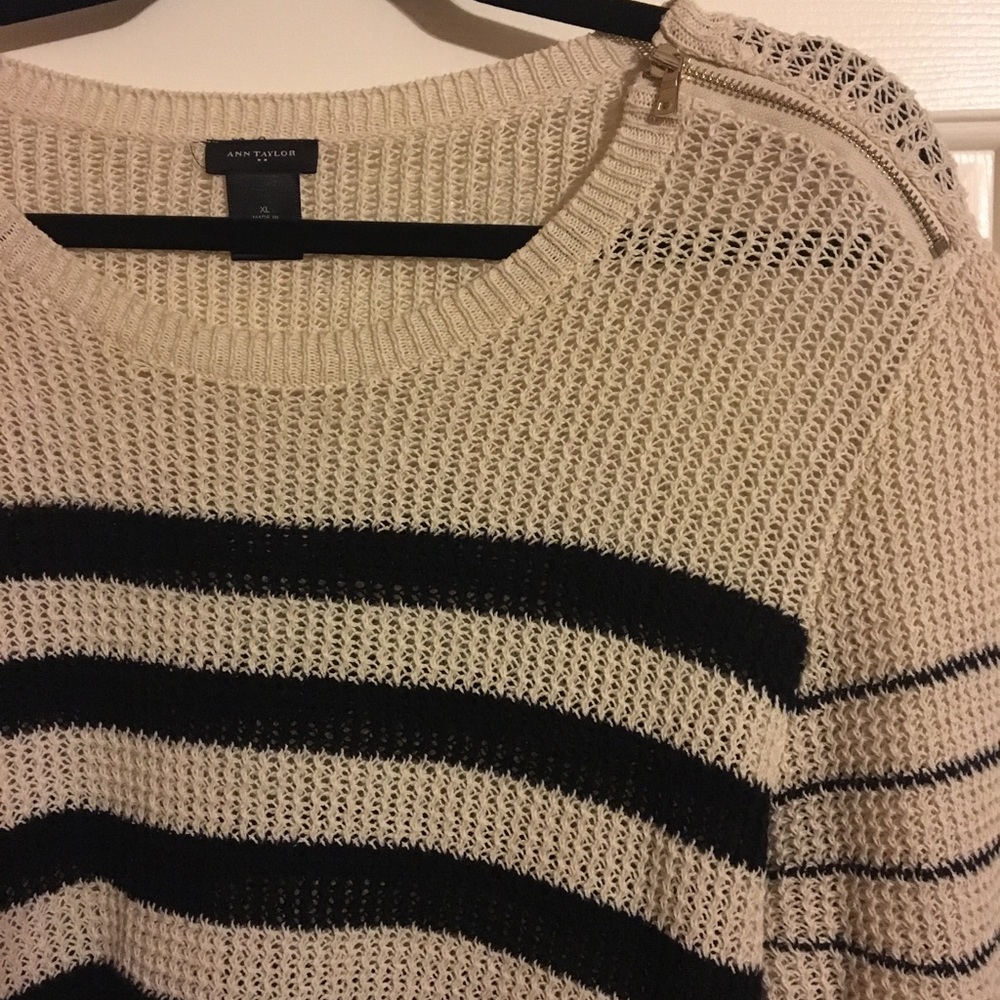 Sweater - Picture 3 of 3
